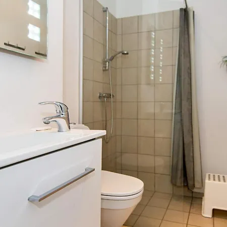 Li Apartment *